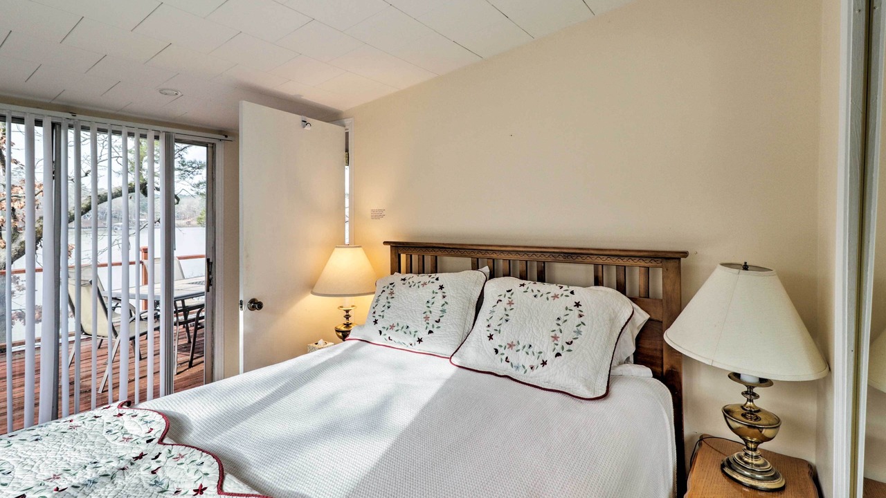 Photo of Bedroom in Piney