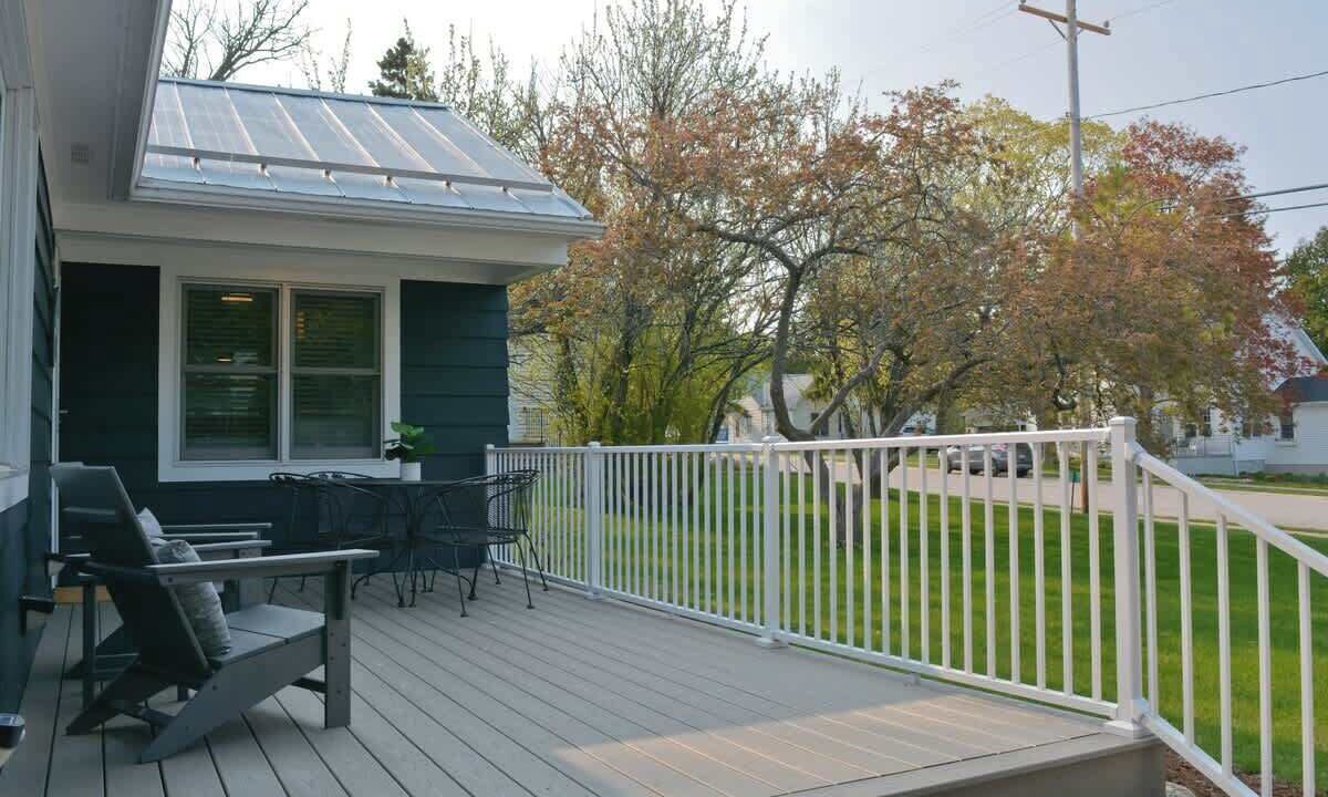 Photo of Patio Balcony in Baileys Harbor