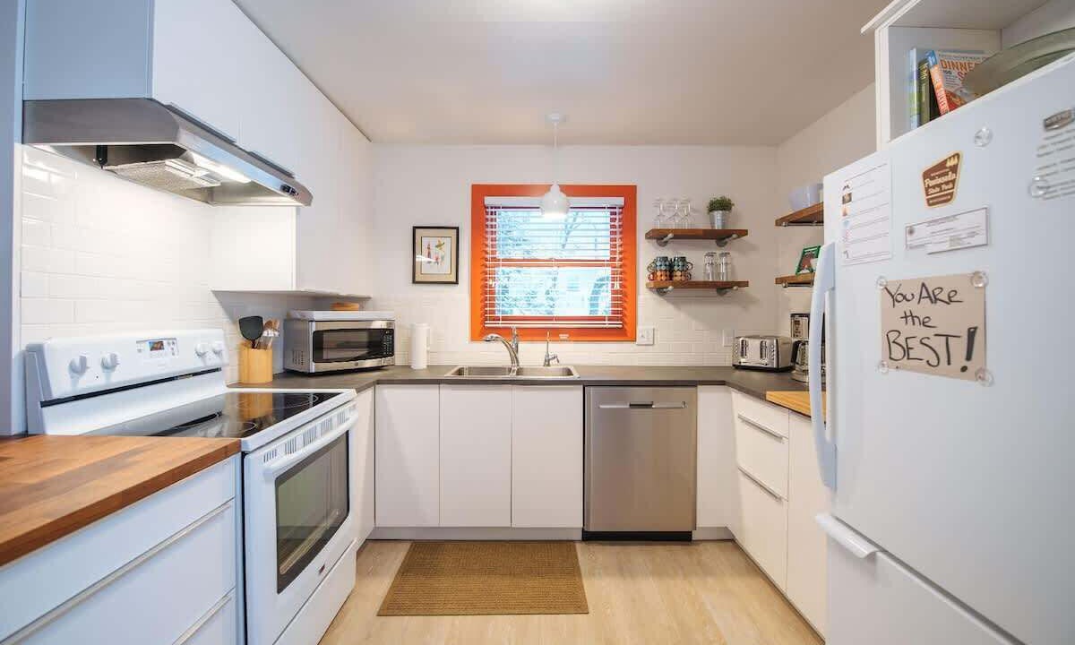 Photo of Kitchen in Baileys Harbor