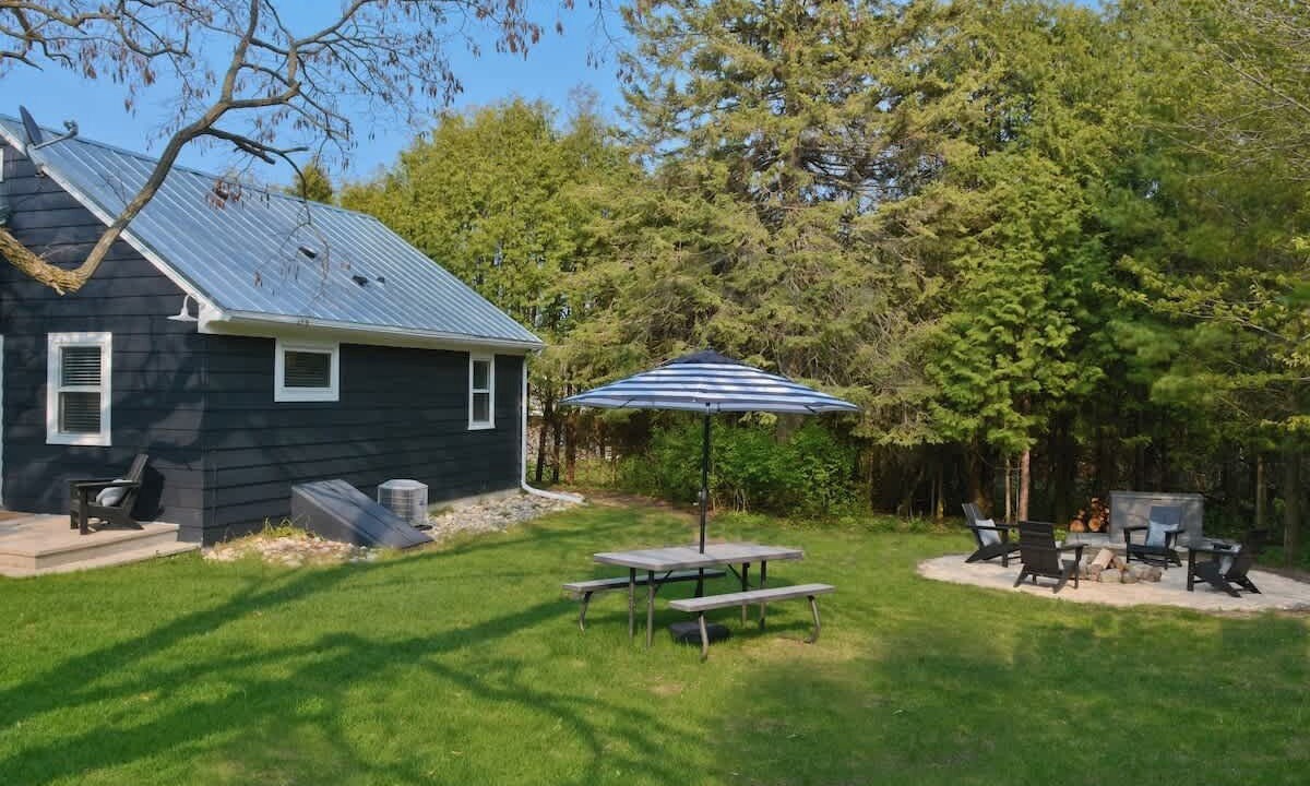 Photo of Outdoor in Baileys Harbor