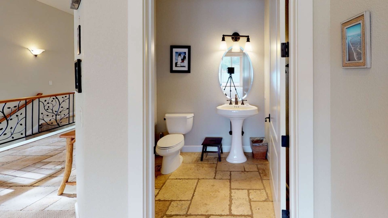 Photo of Bathroom in Dunes City