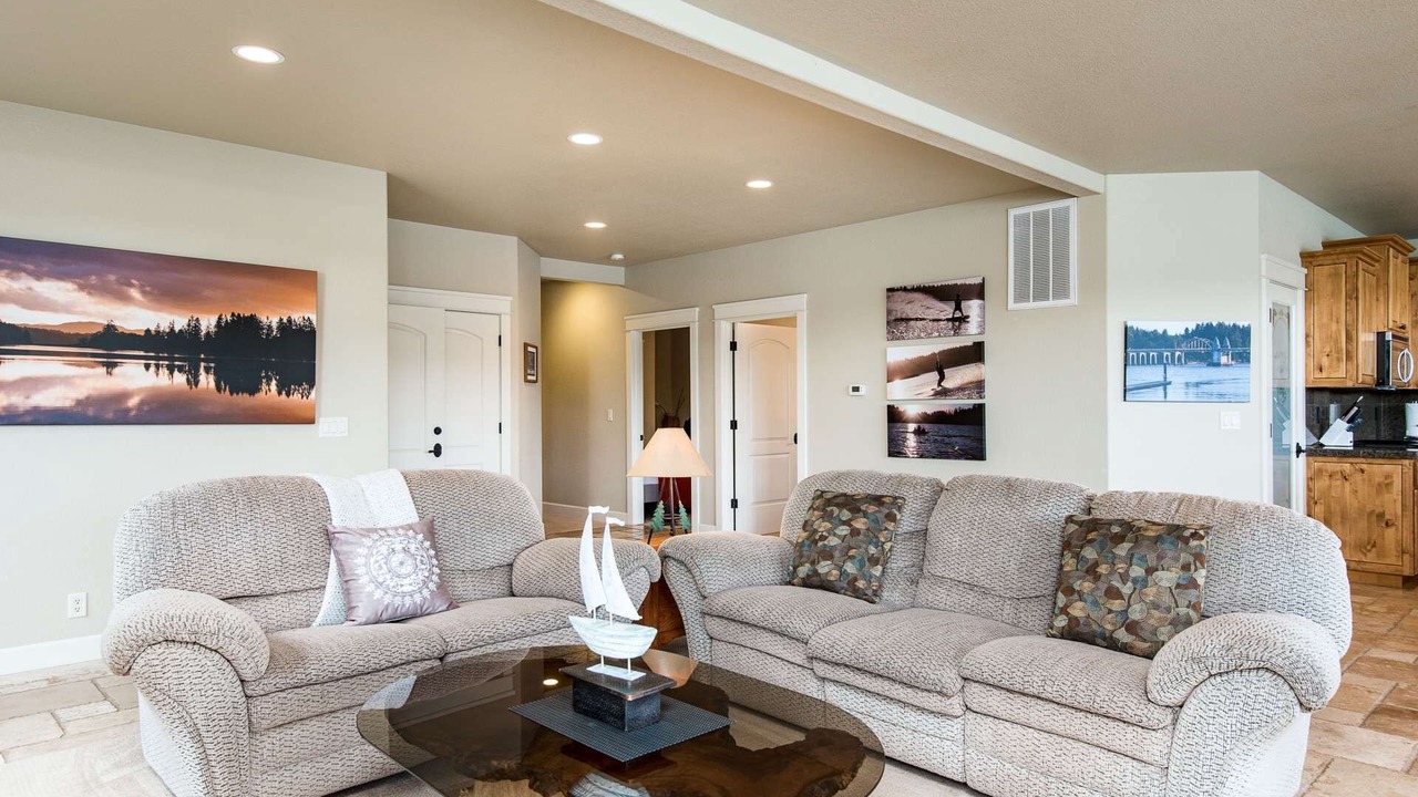 Photo of Bedroom in Dunes City