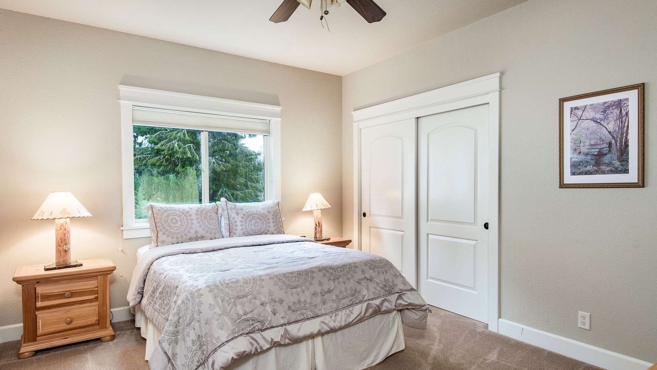 Photo of Others in Dunes City