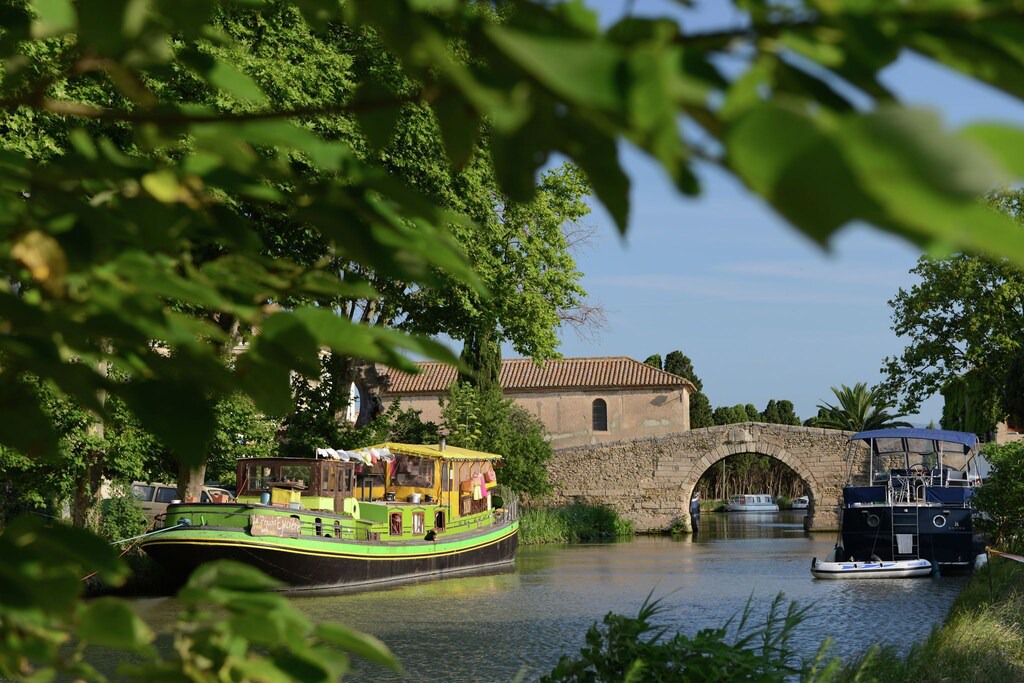 Photo of Buildings in Salleles-d'Aude