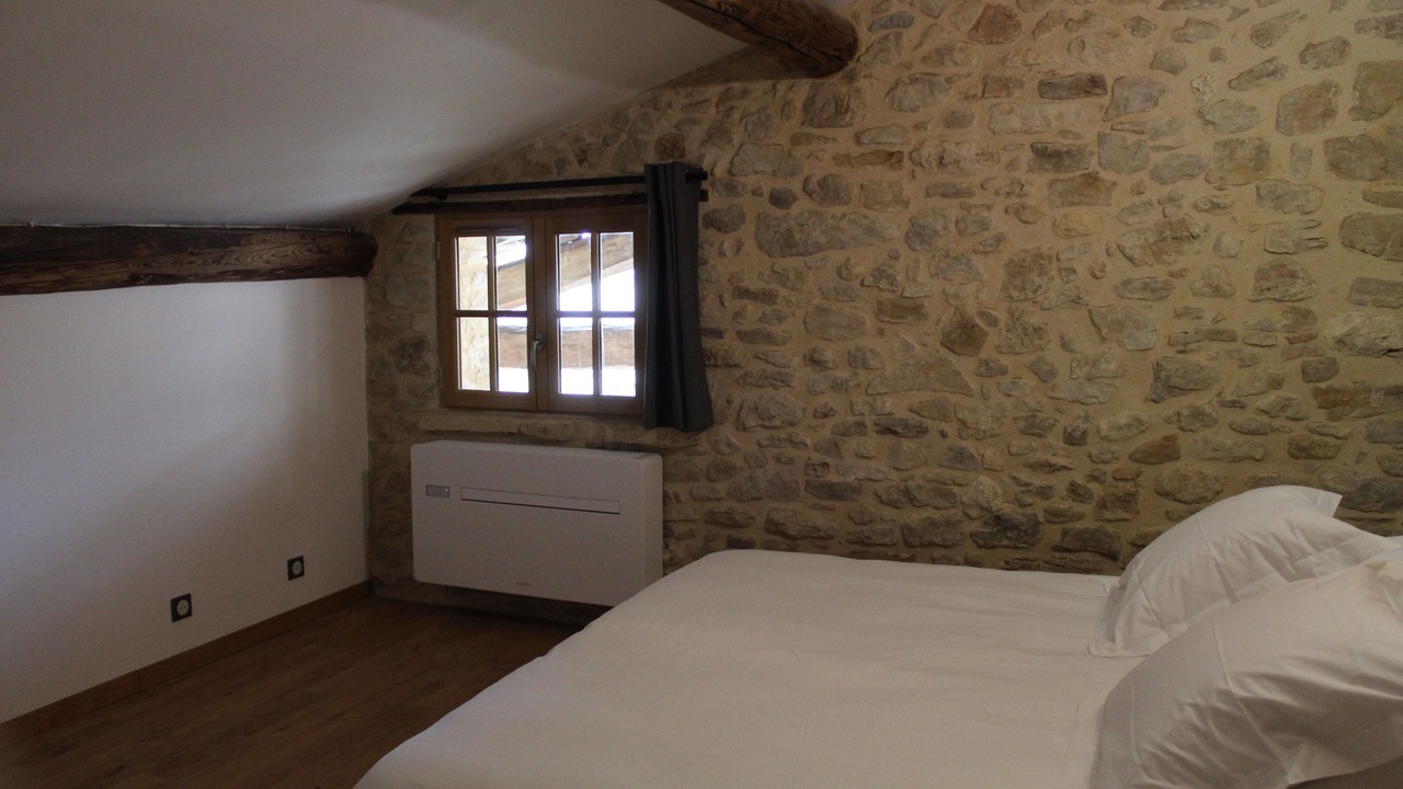 Photo of Bedroom in Sabran