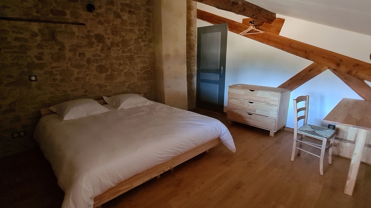 Photo of Bedroom in Sabran