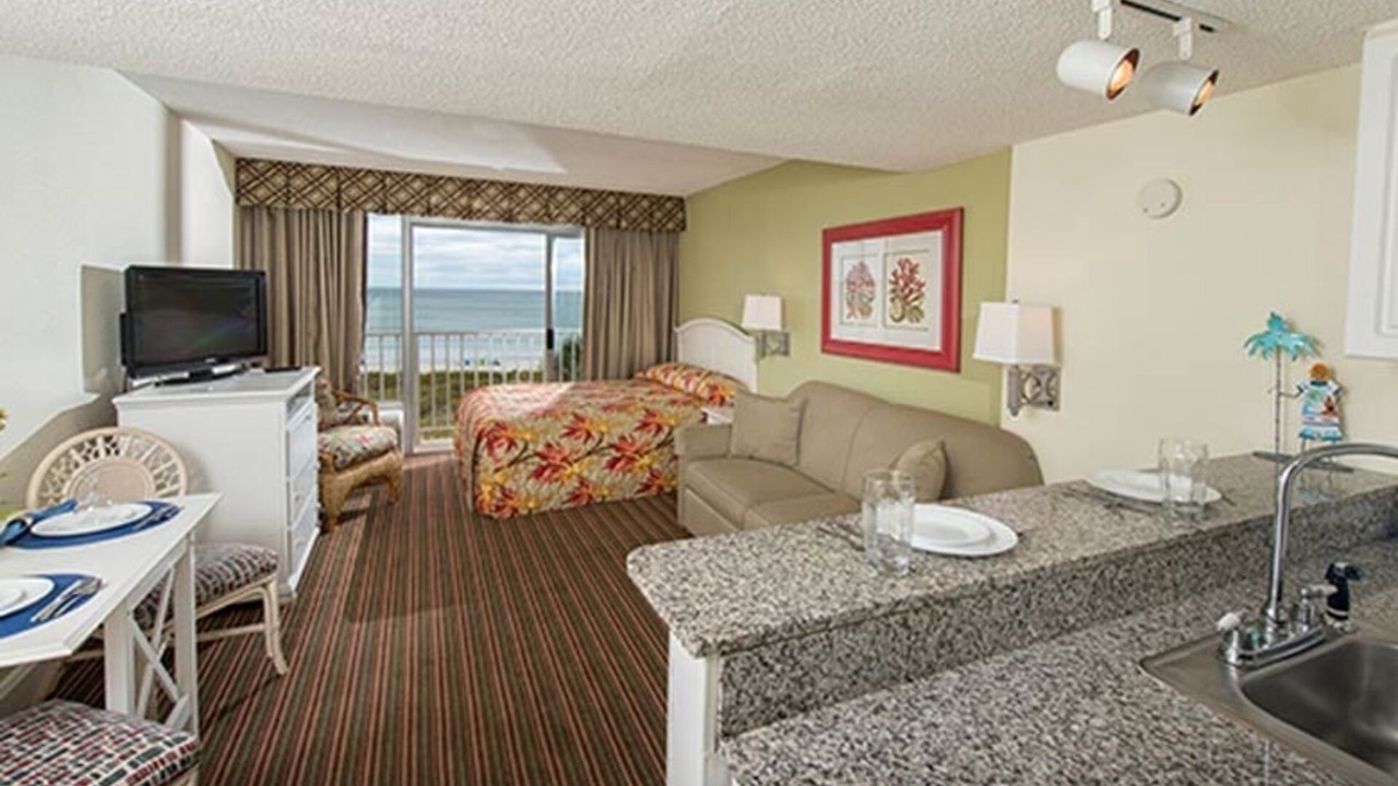 Photo of Livingroom in Ocean Drive