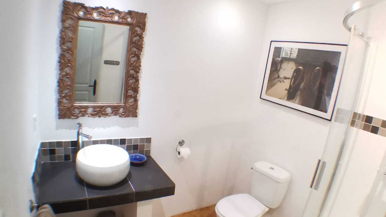 Photo of Bathroom in Ceret