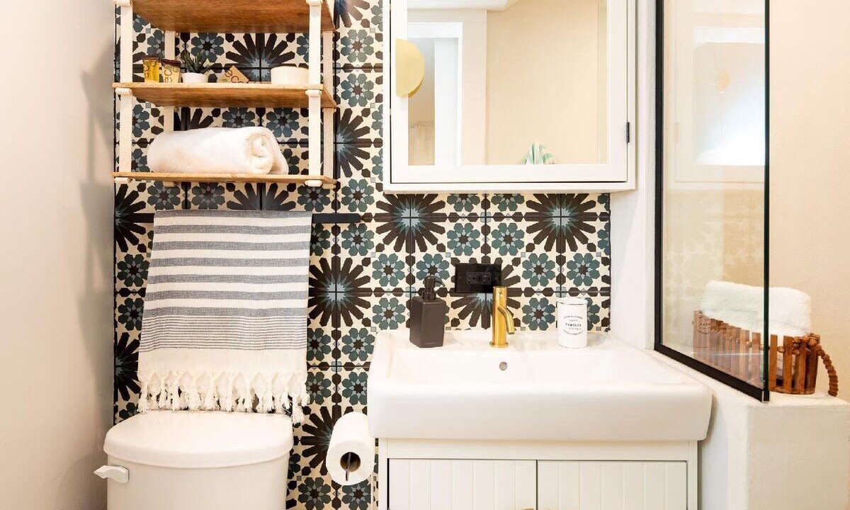 Photo of Bathroom in Midtown