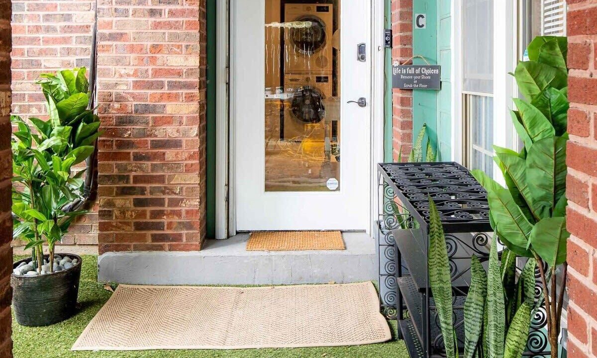 Photo of Patio Balcony in Midtown