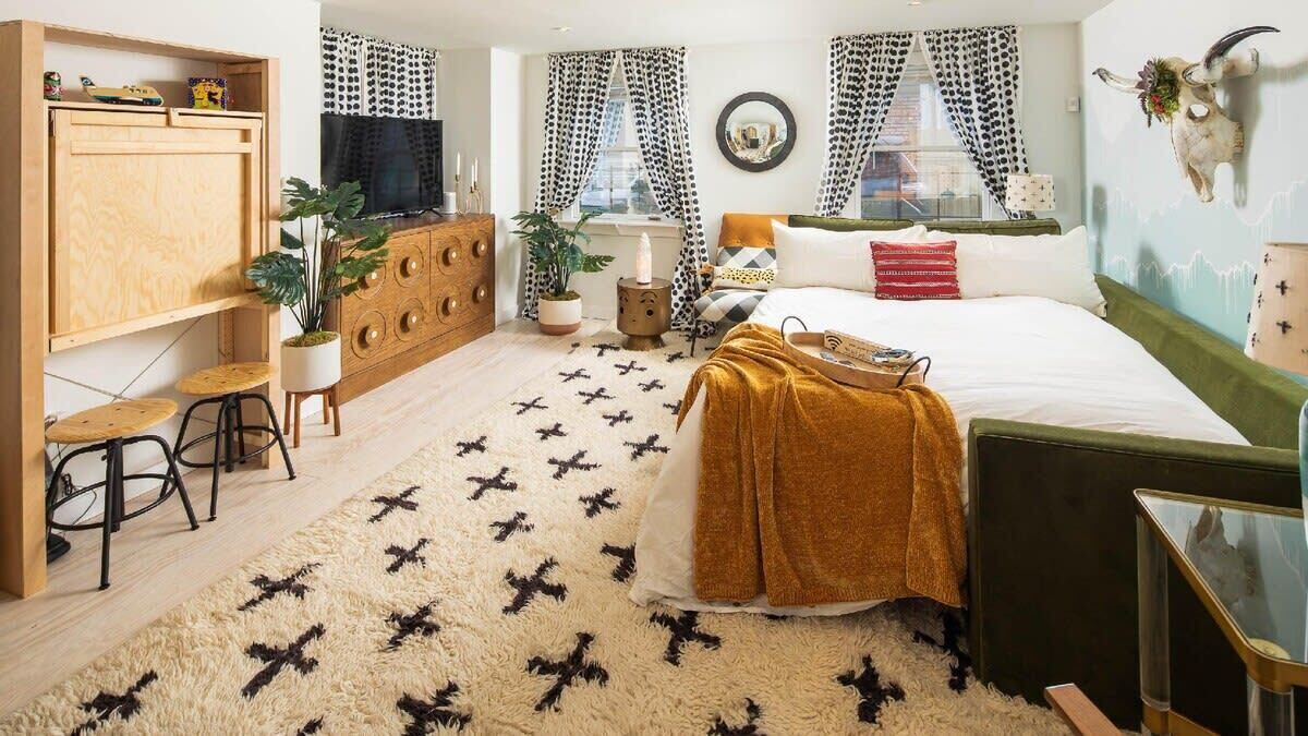 Photo of Livingroom in Midtown