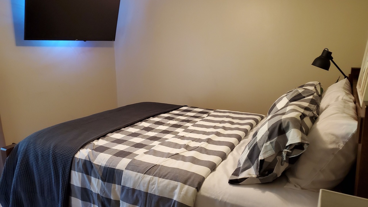Photo of Bedroom in Wasco