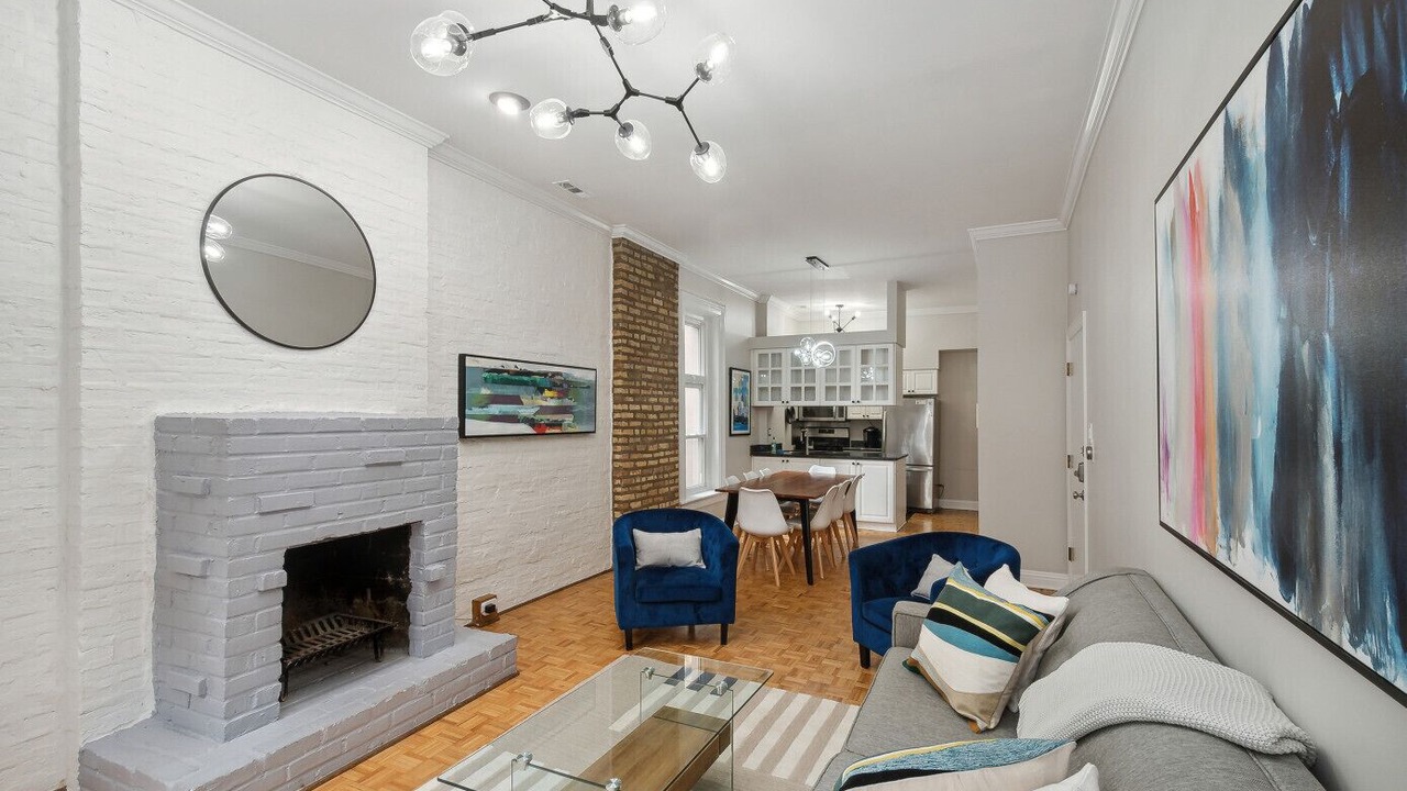 Photo of Bedroom in Near North Side