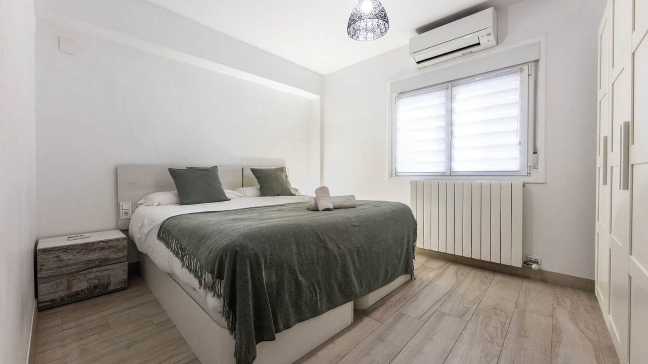 Photo of Bedroom in Central District
