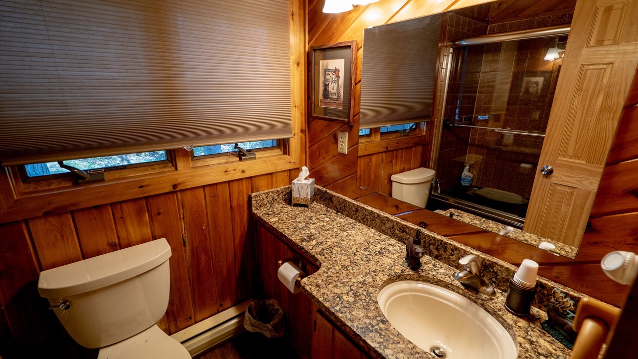 Photo of Bathroom in Copper Harbor