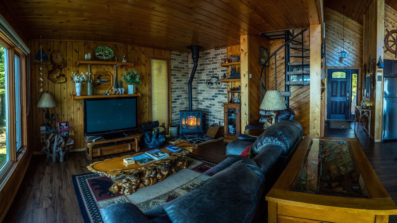 Photo of Livingroom in Copper Harbor