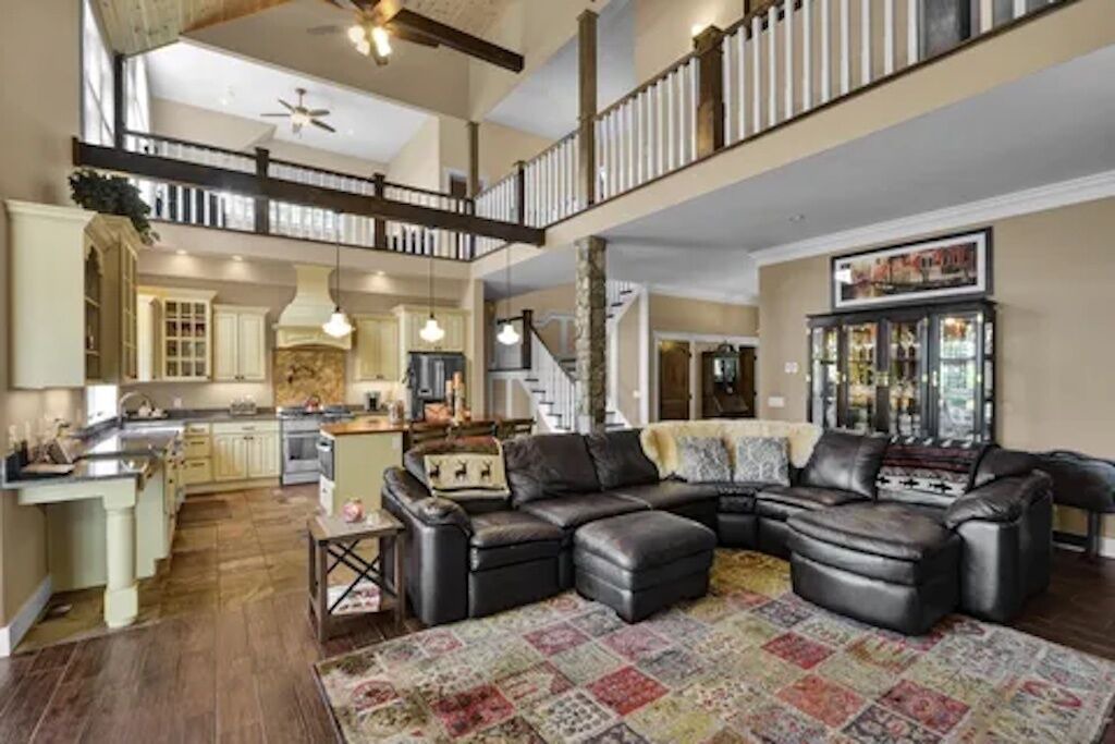 Photo of Livingroom in Bryant Pond