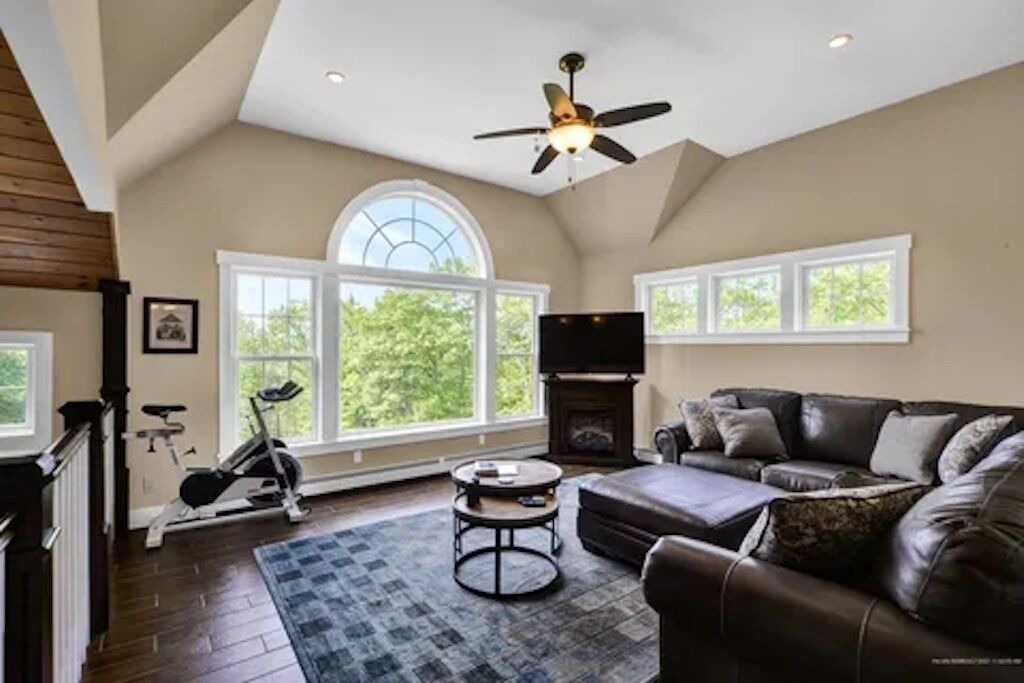 Photo of Livingroom in Bryant Pond