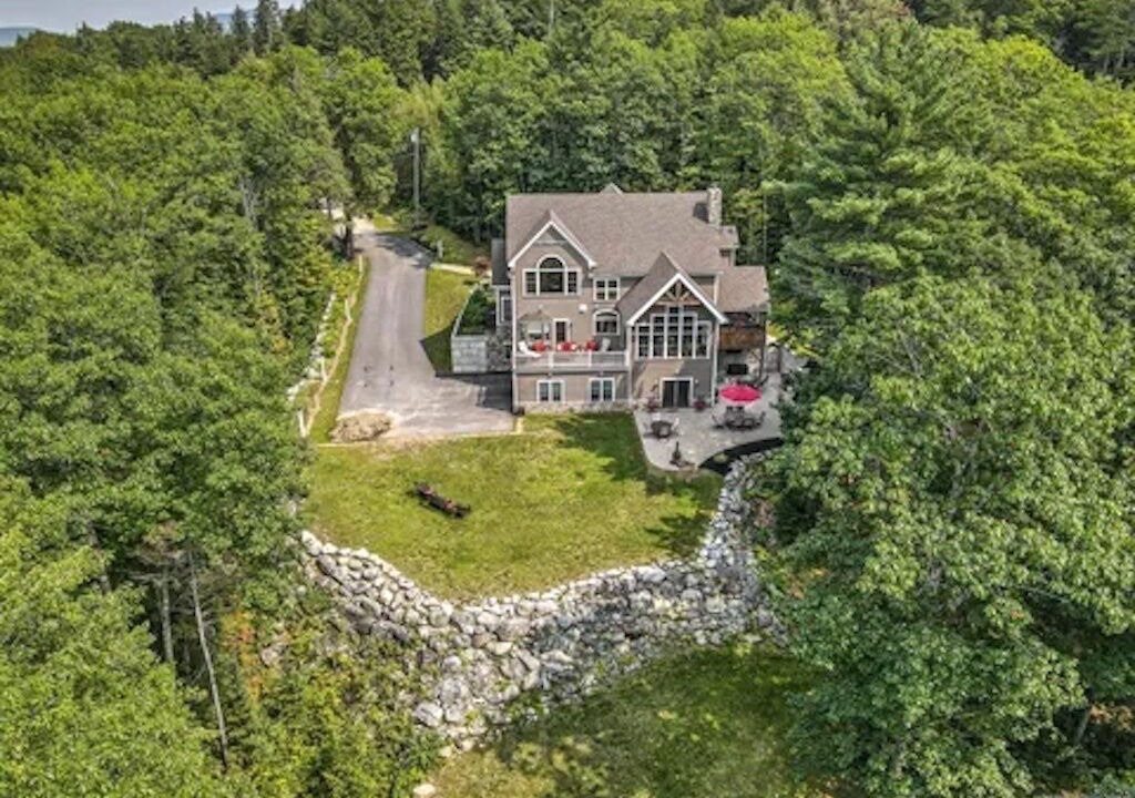 Photo of Outdoor in Bryant Pond