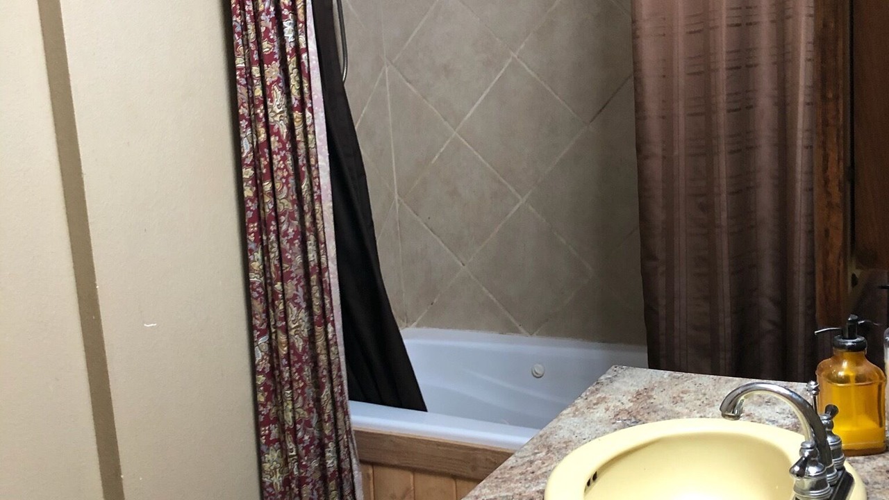 Photo of Bathroom in Iron Horse