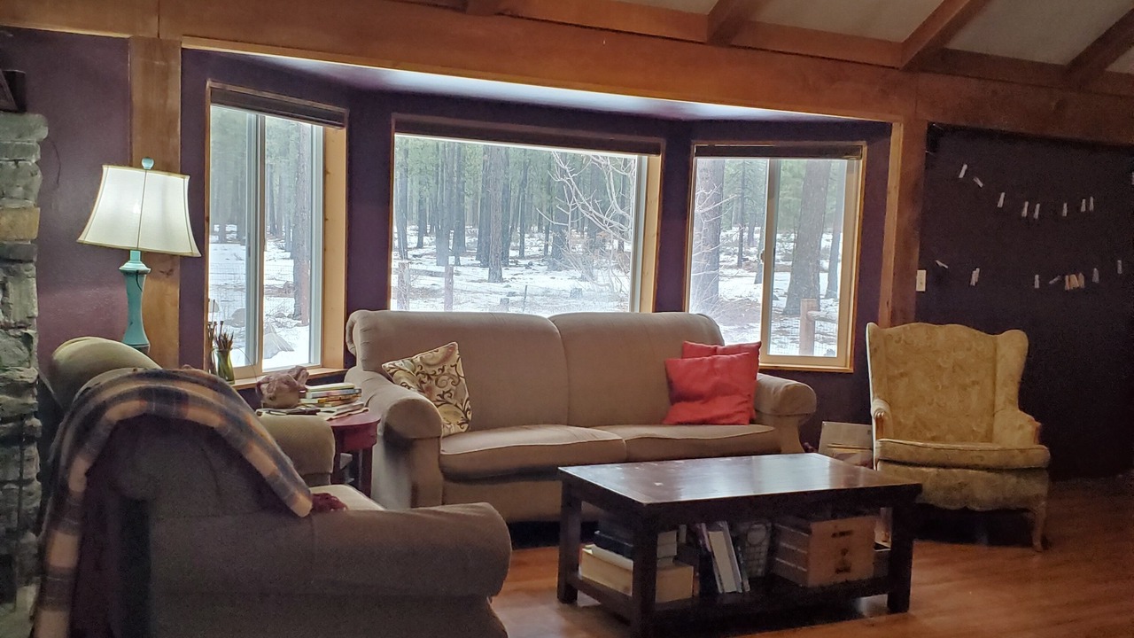 Photo of Livingroom in Iron Horse