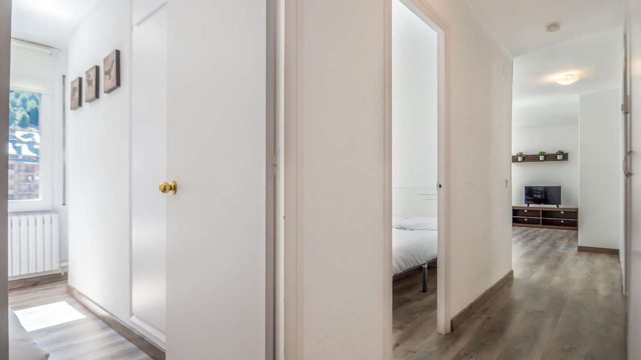 Photo of Bedroom in Incles