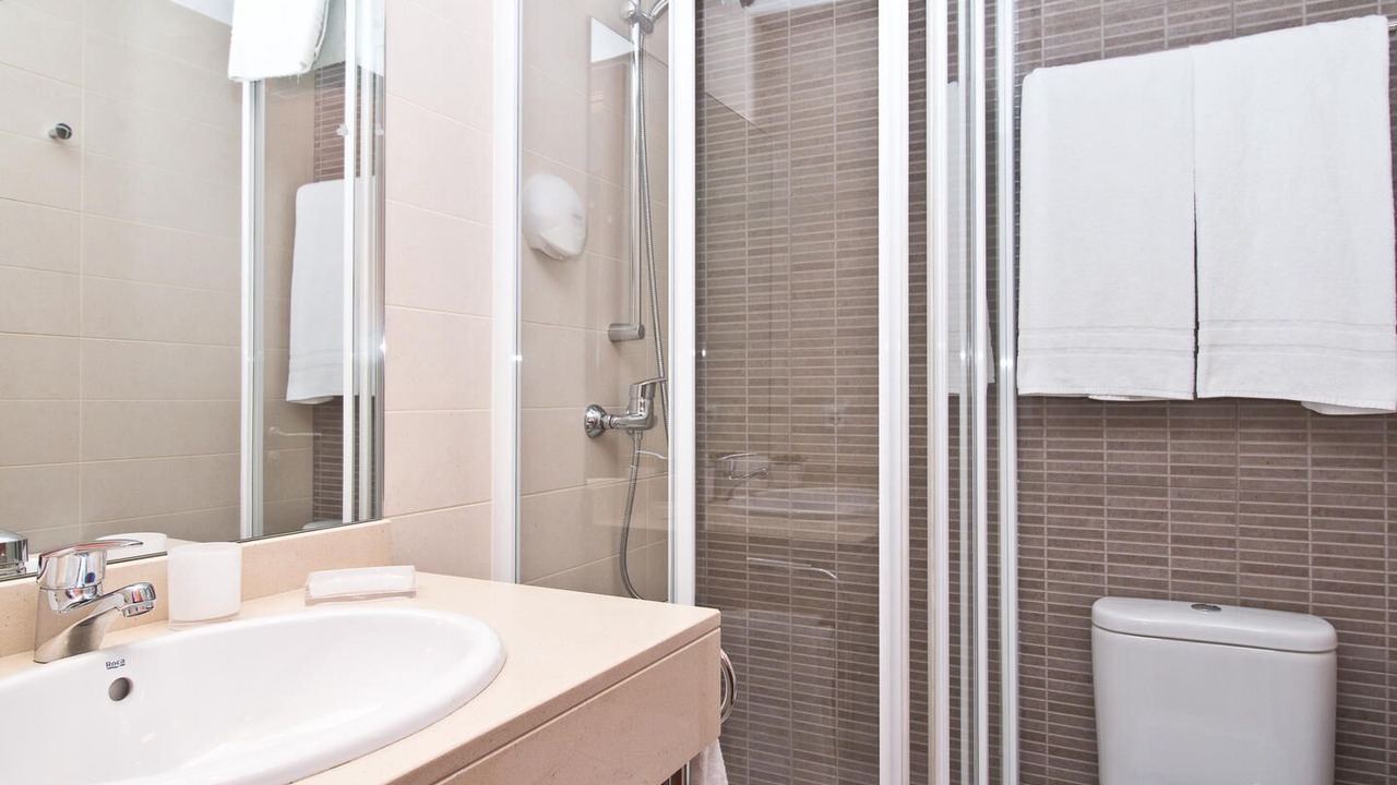 Photo of Bathroom in El Tarter