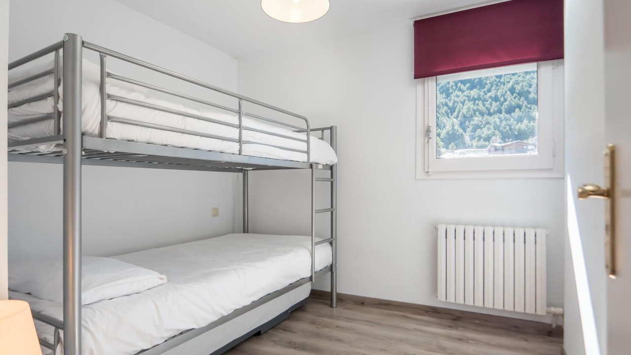 Photo of Bedroom in Incles
