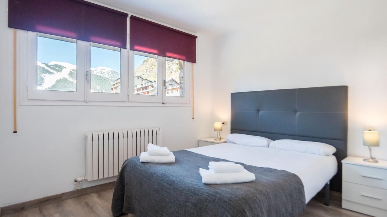 Photo of Bedroom in Incles