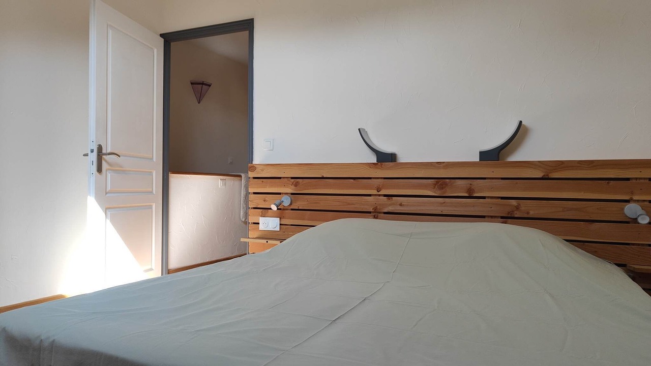 Photo of Bedroom in La Roche-en-Brenil