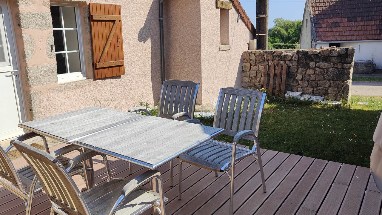 Photo of Outdoor in La Roche-en-Brenil