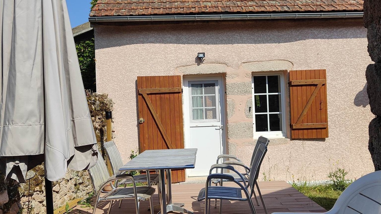 Photo of Outdoor in La Roche-en-Brenil