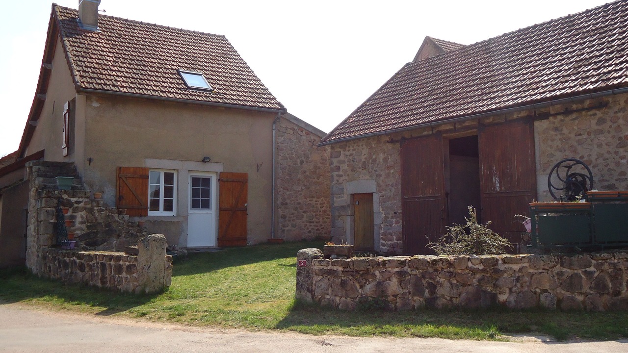 Photo of Outdoor in La Roche-en-Brenil