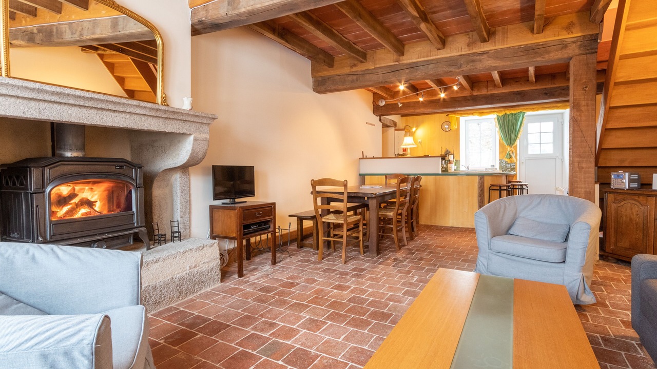 Photo of Livingroom in La Roche-en-Brenil