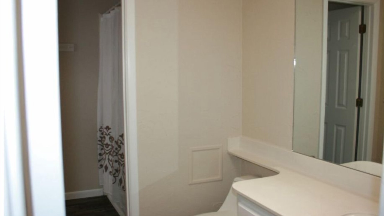 Photo of Bathroom in Canyon