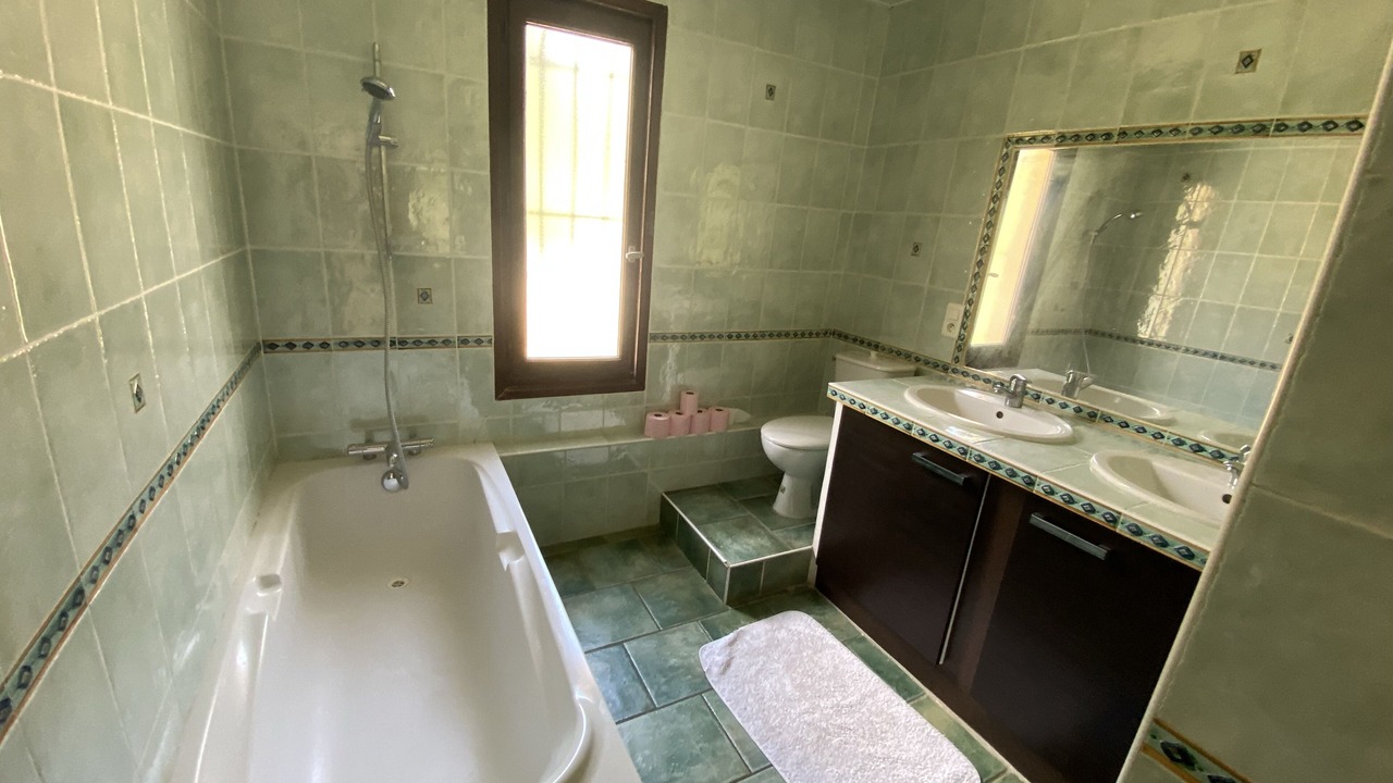 Photo of Bathroom in Montarnaud