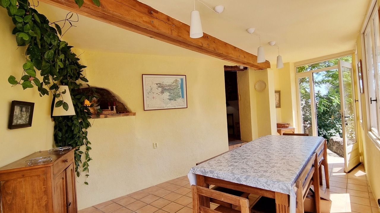 Photo of Others in Caixas