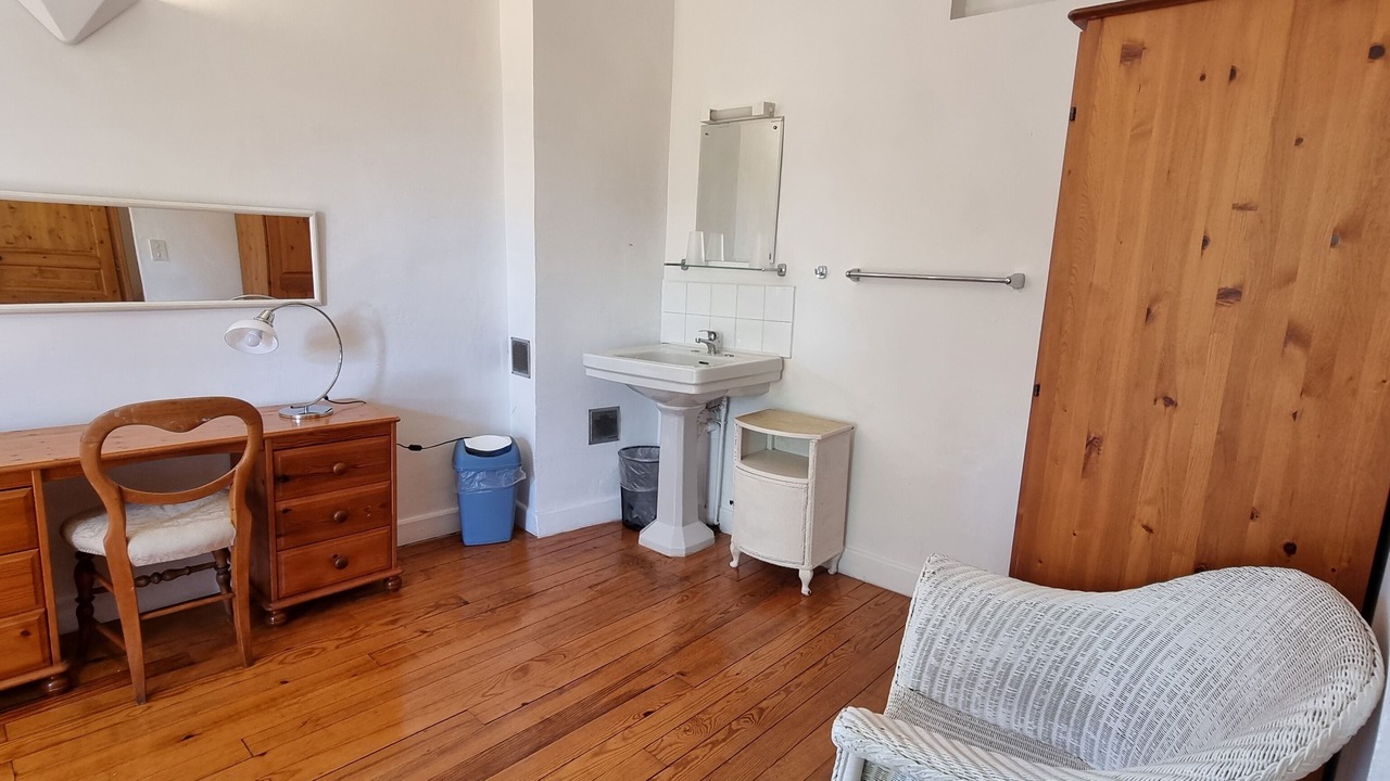 Photo of Others in Caixas