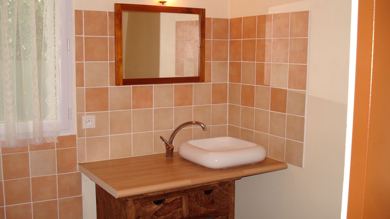 Photo of Bathroom in Chateauneuf-Miravail
