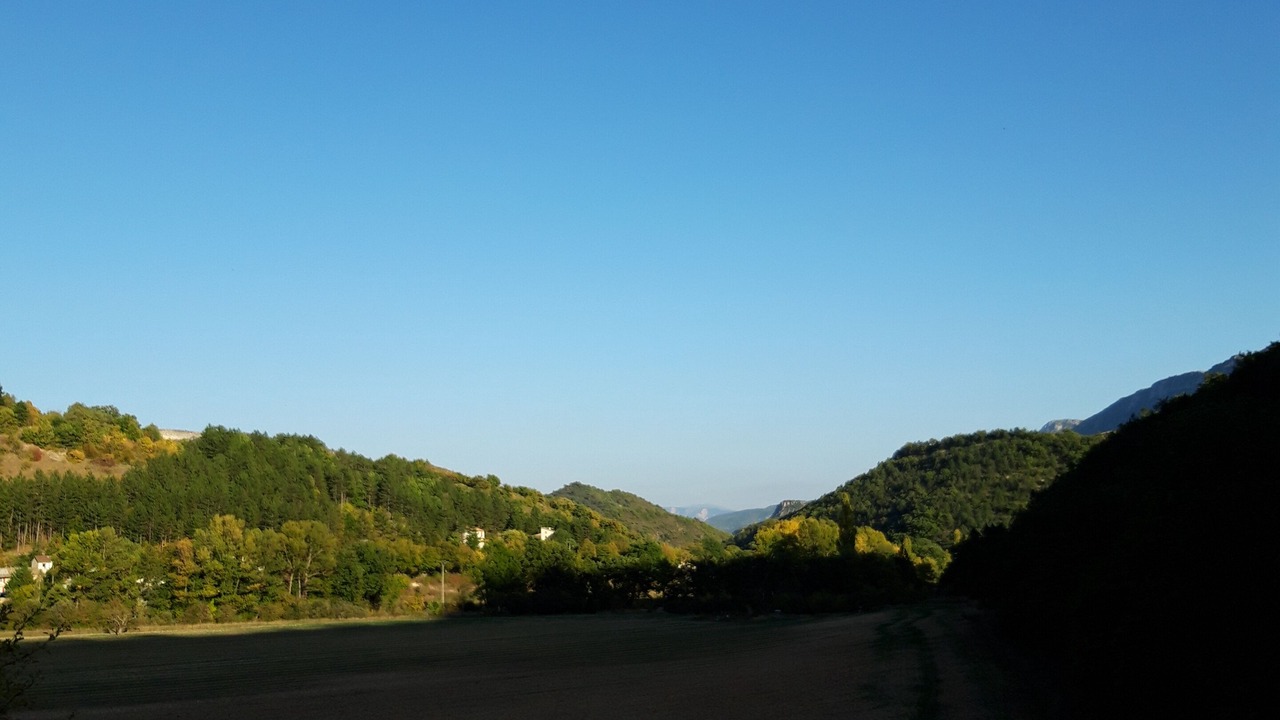 Photo of Others in Chateauneuf-Miravail