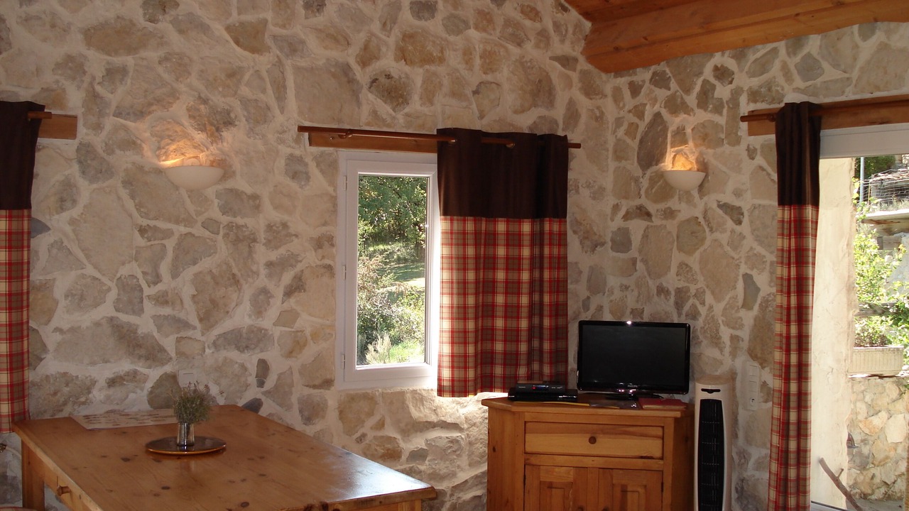 Photo of Others in Chateauneuf-Miravail
