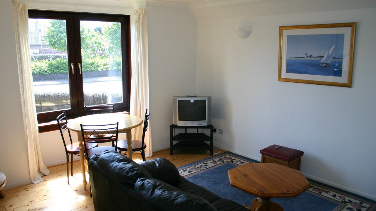 Photo of Livingroom in Ayr