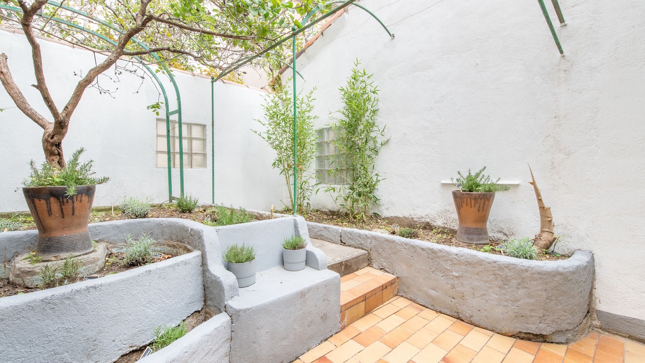 Photo of Patio Balcony in 4th Arrondissement
