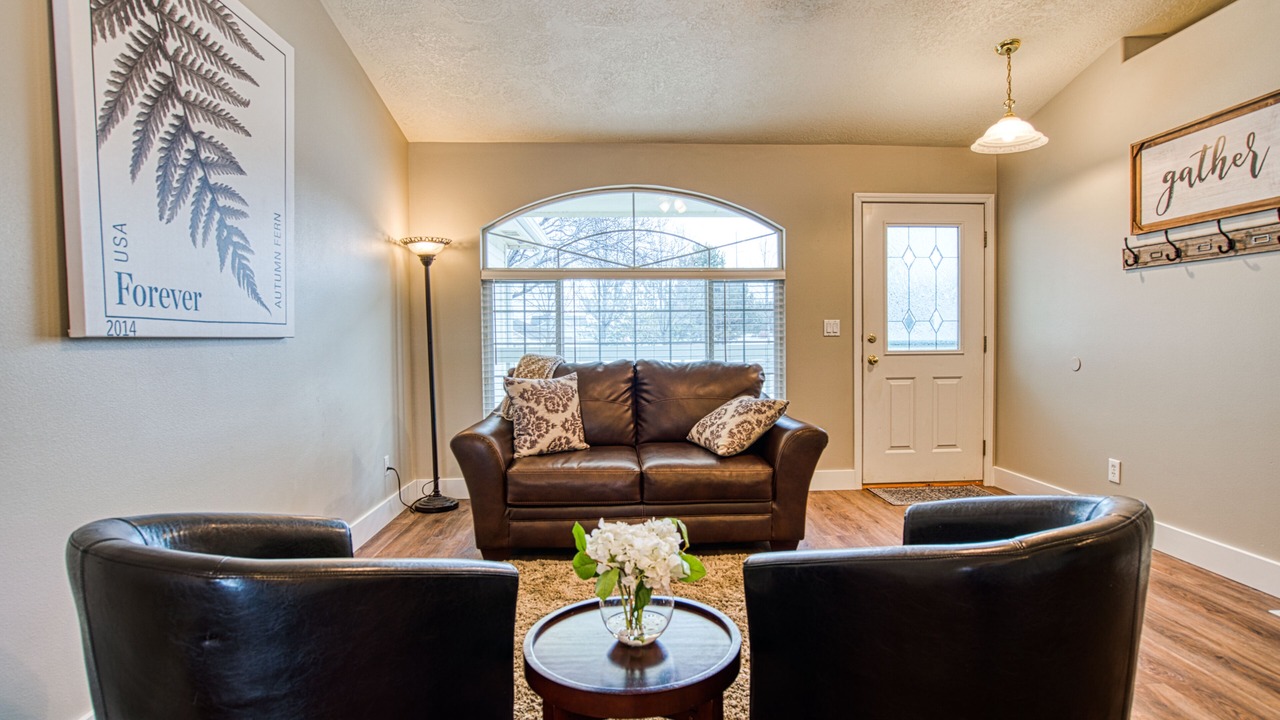 Photo of Livingroom in Southwest Ada County Alliance