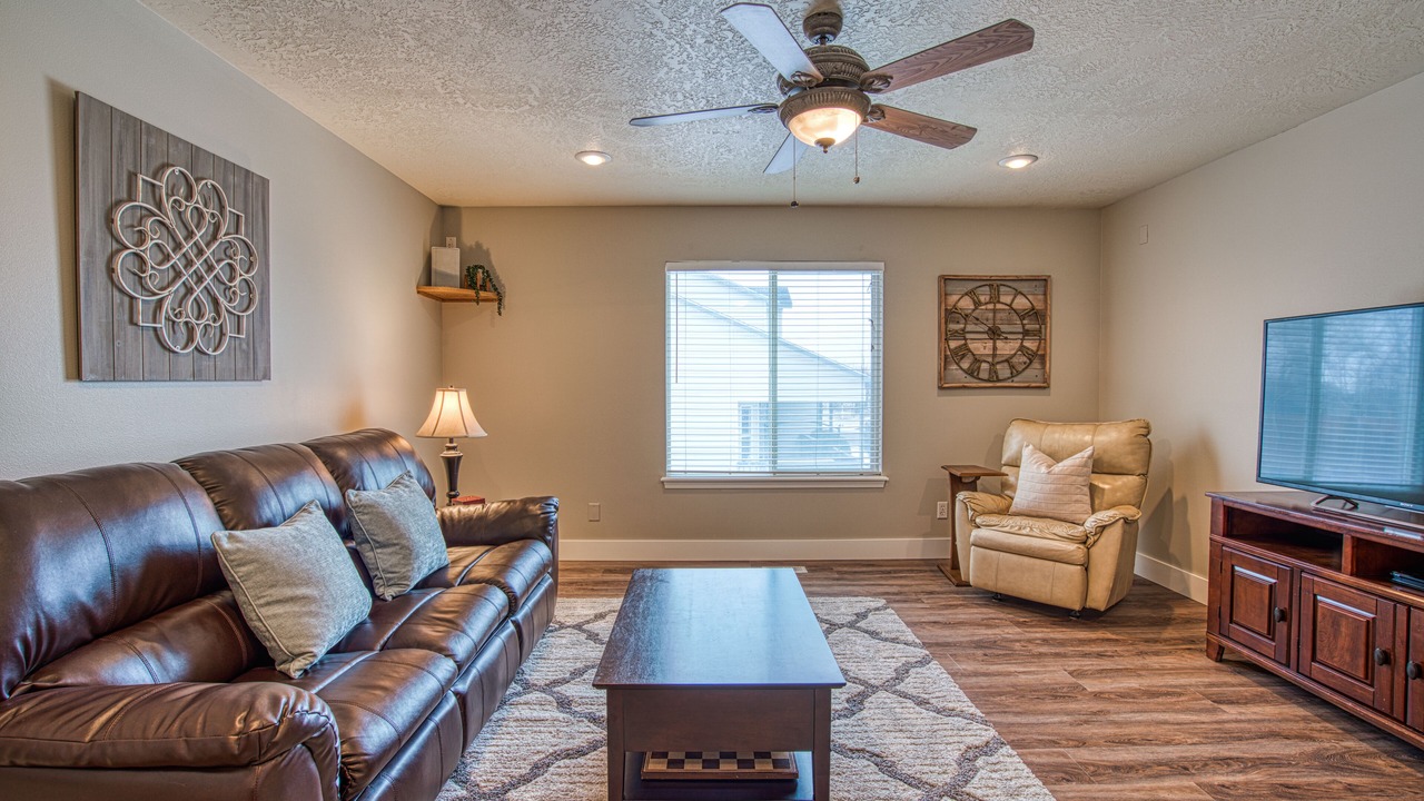 Photo of Livingroom in Southwest Ada County Alliance