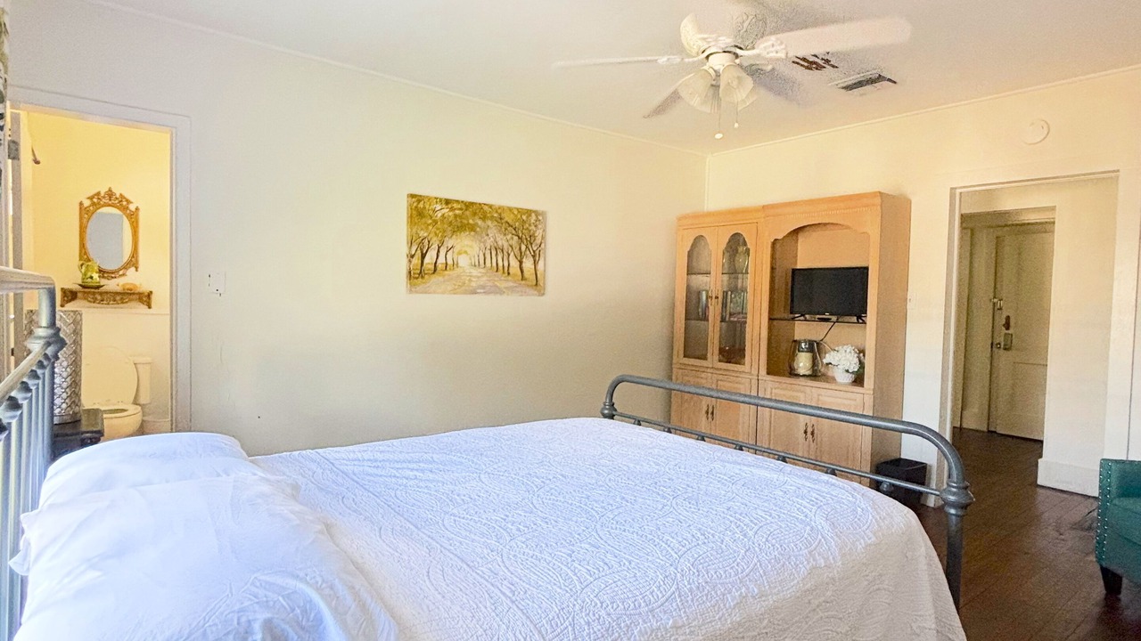 Photo of Bedroom in Lafayette