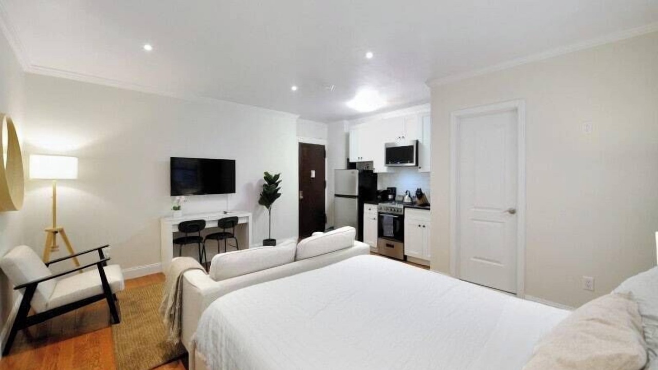Photo of Bedroom in Kips Bay