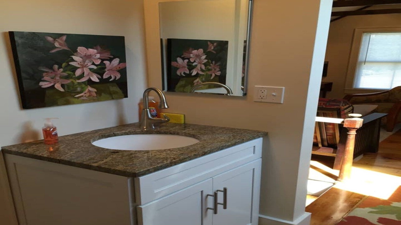 Photo of Bathroom in Town Hill