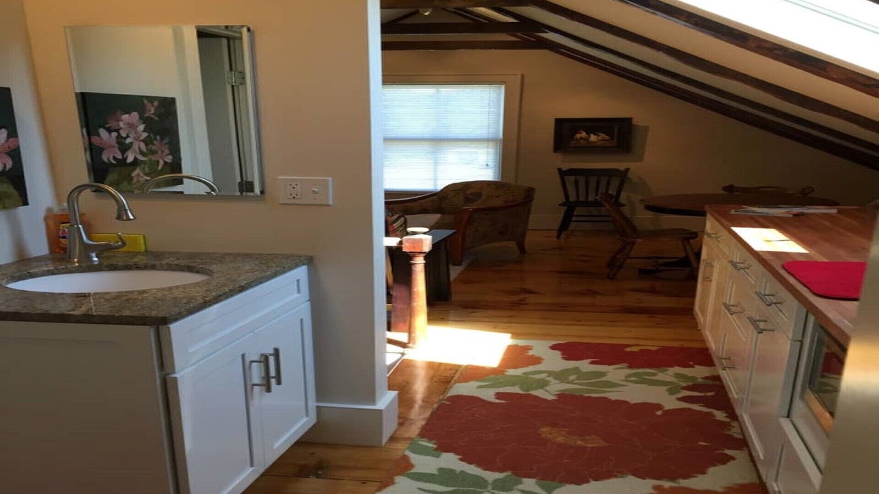 Photo of Others in Town Hill