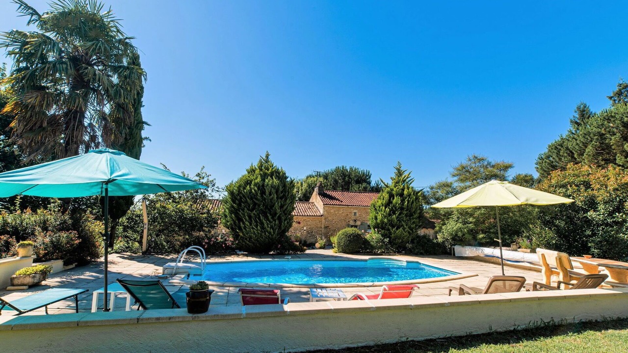 Photo of Outdoor in Blanquefort-sur-Briolance